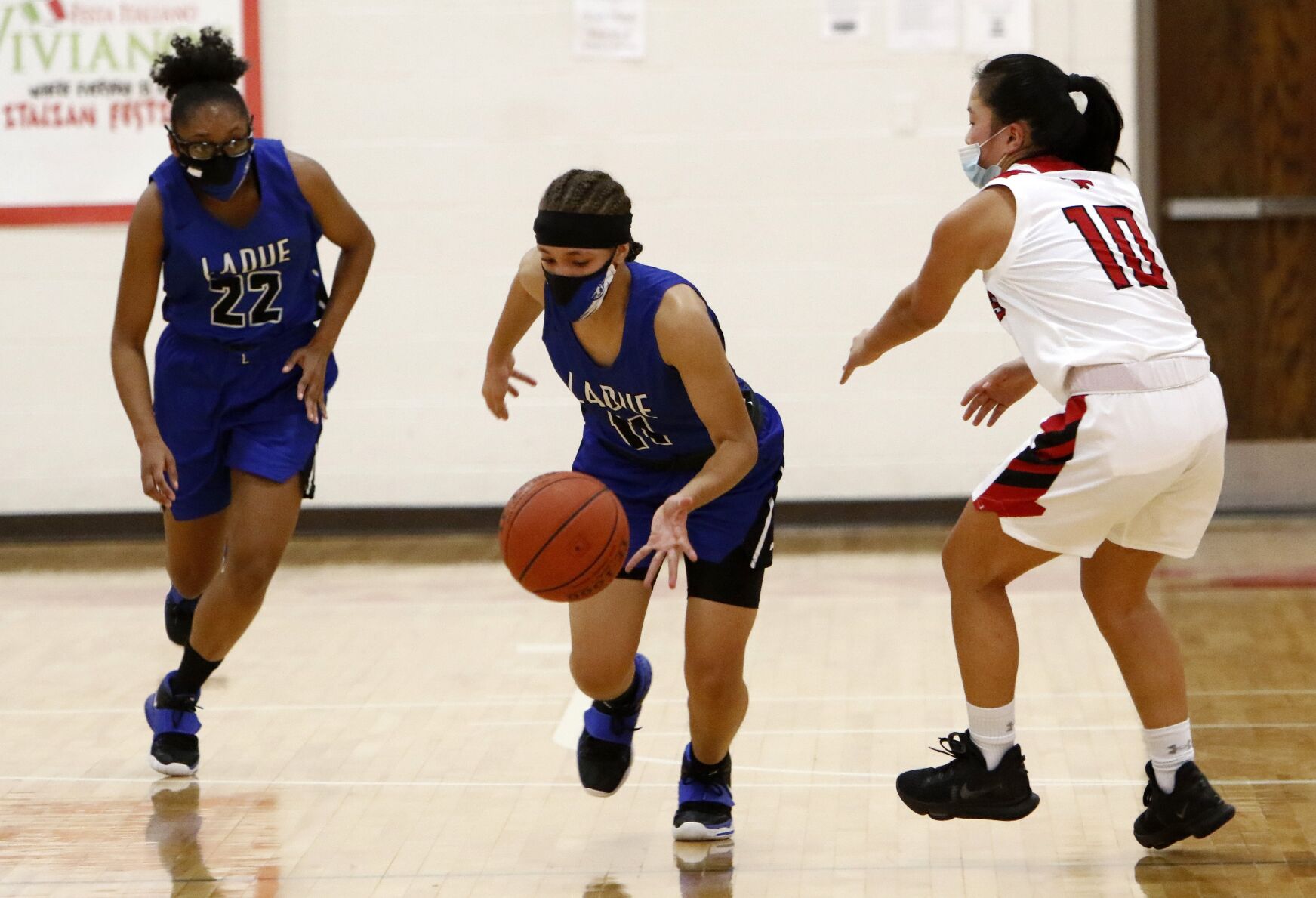 Ladue 44, Parkway Central 35